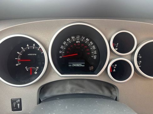 Used 2012 Toyota Tundra Limited image 24