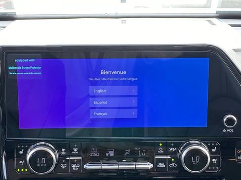 Certified 2026 Toyota Highlander Platinum AWD/4WD image 30