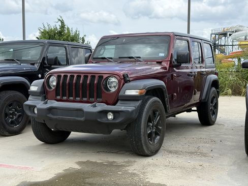 Used 2022 Jeep Wrangler Unlimited Sport AWD/4WD image 1