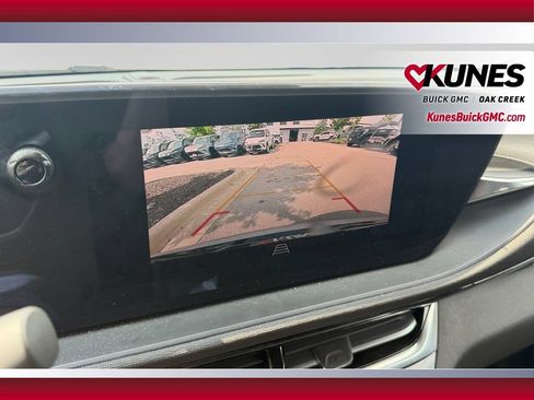 Used 2024 Buick Envista Sport Touring w/ Convenience I Package FWD image 28