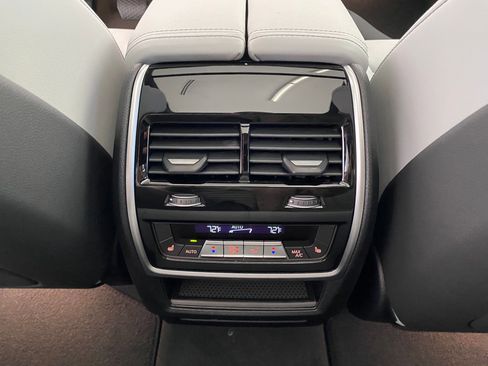 New 2026 BMW X5 xDrive40i w/ Climate Comfort Package image 29