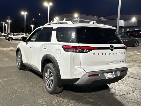 New 2025 Nissan Pathfinder SL image 7
