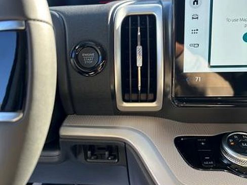 New 2025 Ford Expedition Max Active image 23