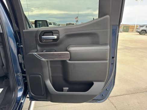 Used 2020 Chevrolet Silverado 1500 LTZ image 20