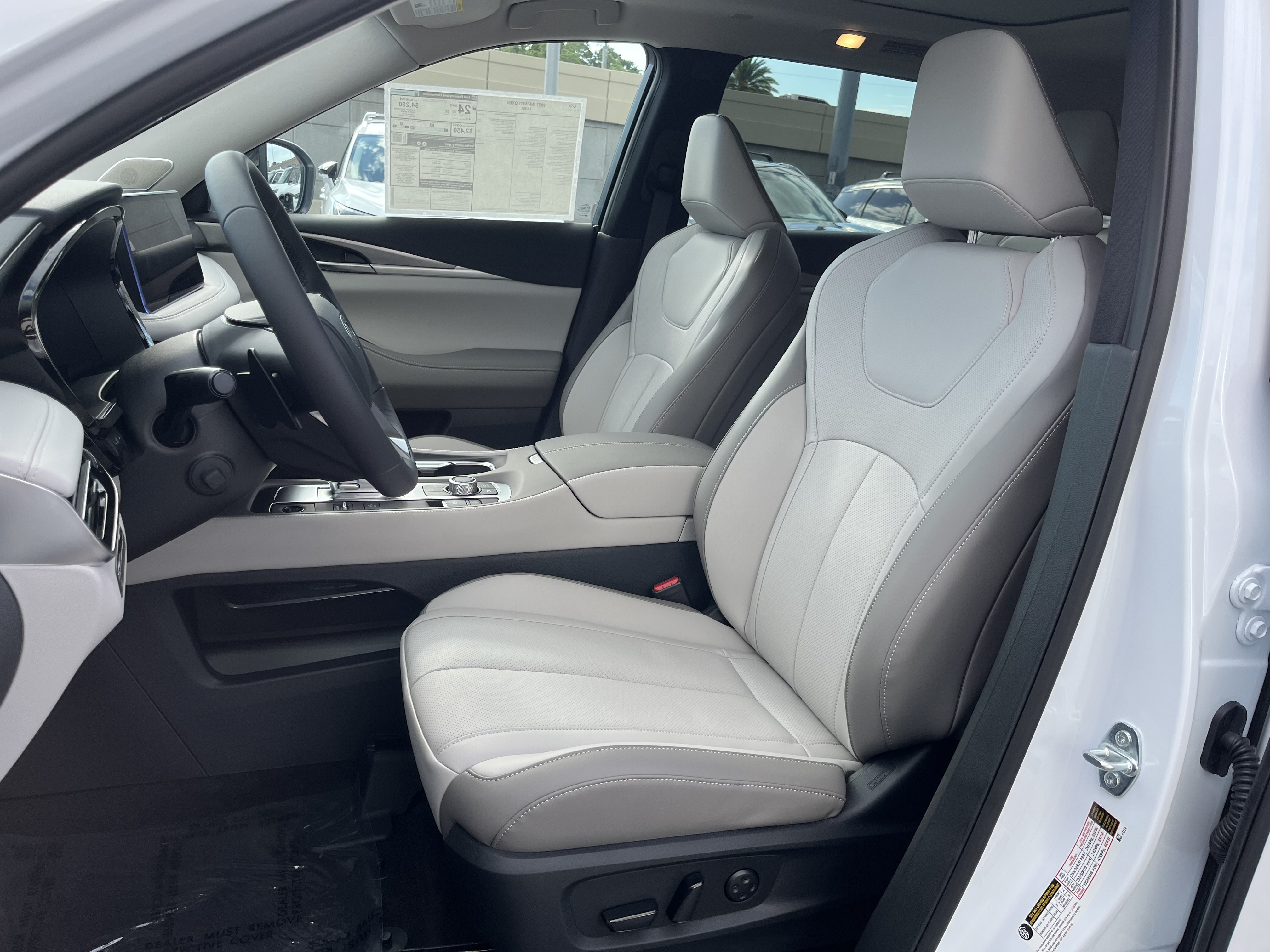New 2027 INFINITI QX60 Luxe w/ Cargo Package FWD image 13