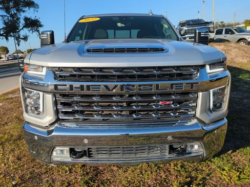 Used 2022 Chevrolet Silverado 2500 LTZ w/ LTZ Premium Package image 8