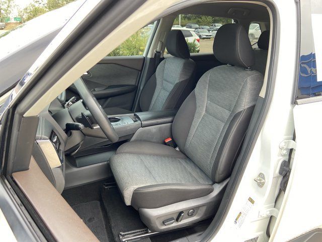 Used 2021 Nissan Rogue SV FWD image 18