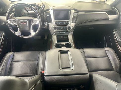 Used 2018 GMC Yukon SLT w/ HD Trailering Package AWD/4WD image 21