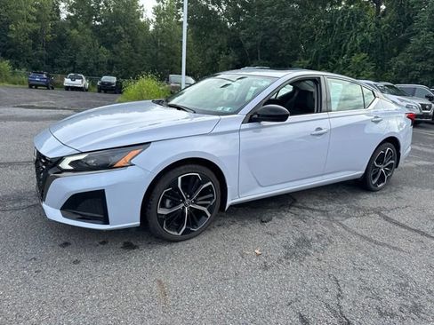 Certified 2024 Nissan Altima 2.5 SR w/ SR Premium Package AWD/4WD image 22