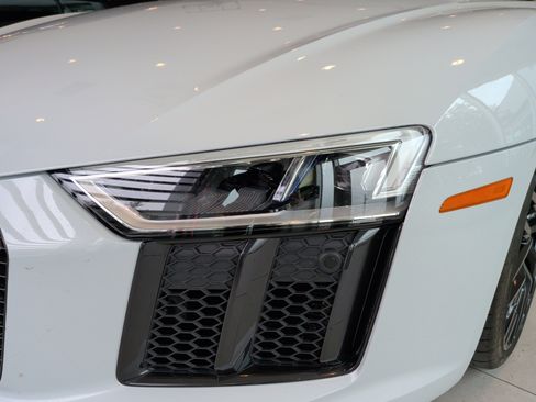 Used 2018 Audi R8 V10 plus AWD/4WD image 11