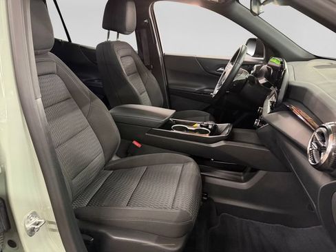 Used 2026 Chevrolet Equinox LT AWD/4WD image 14