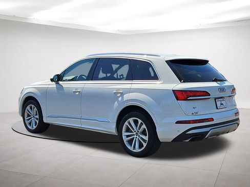 Used 2025 Audi Q7 3.0T Premium Plus AWD/4WD image 5