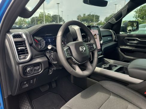 Used 2025 RAM 1500 Big Horn AWD/4WD image 17