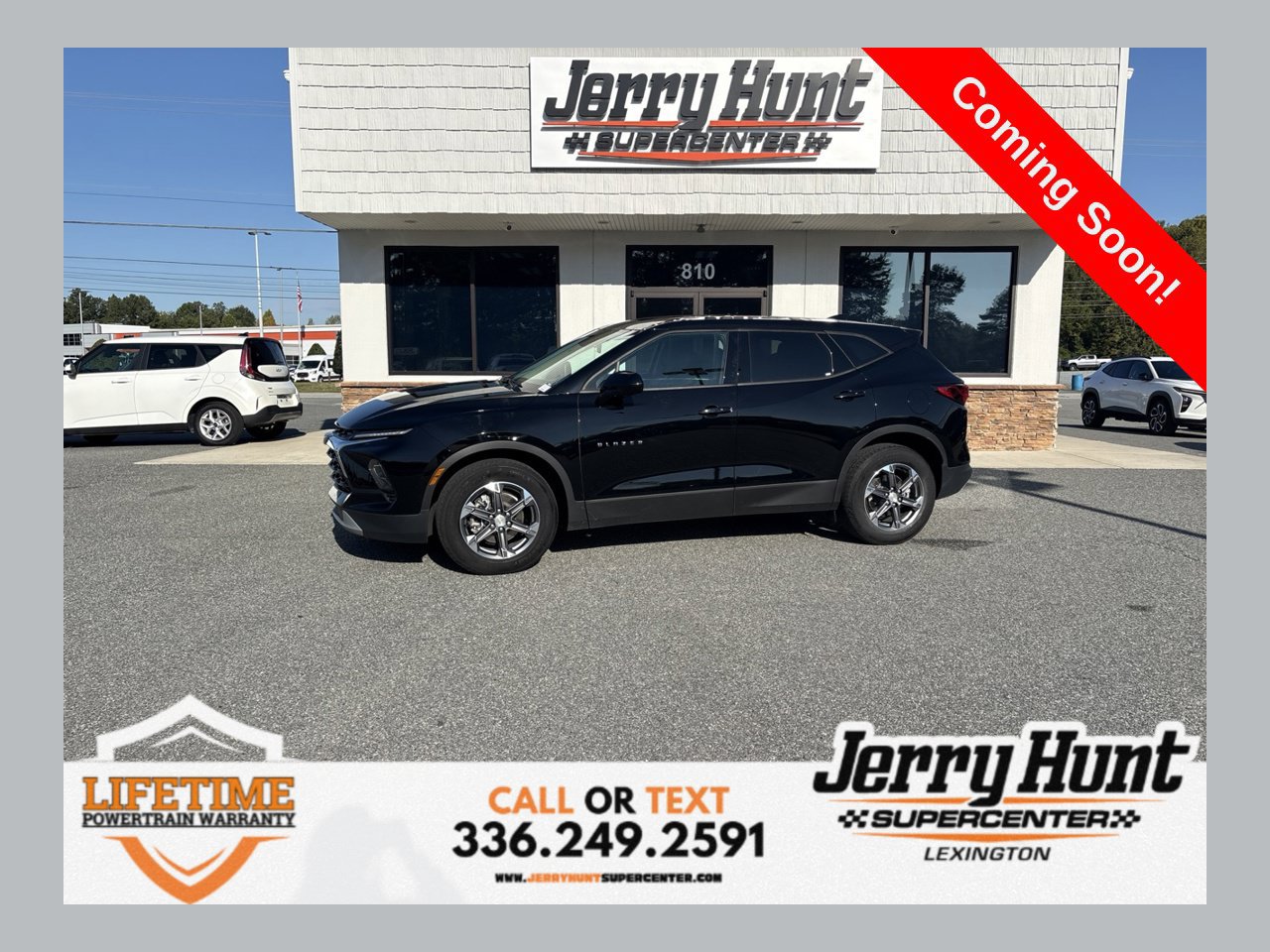 Used 2025 Chevrolet Blazer LT AWD/4WD image 1