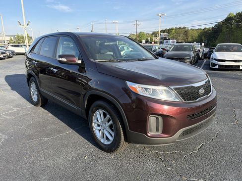 Used 2014 Kia Sorento LX FWD image 4