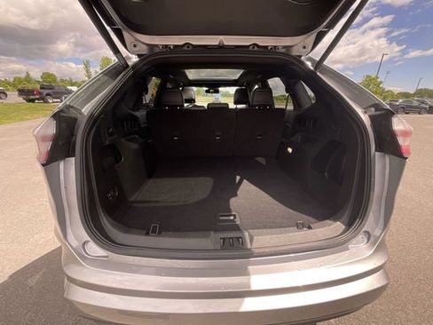 Certified 2022 Ford Edge ST-Line w/ Class II Trailer Tow Package AWD/4WD image 24