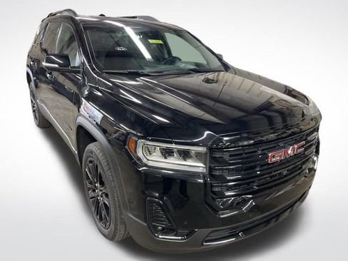 Used 2023 GMC Acadia SLT w/ Elevation Edition image 2