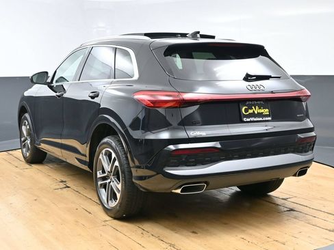 Used 2025 Audi Q5 Premium w/ Convenience Package AWD/4WD image 7