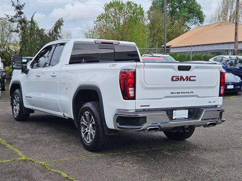 Used 2022 GMC Sierra 1500 SLE w/ Preferred Package AWD/4WD image 3