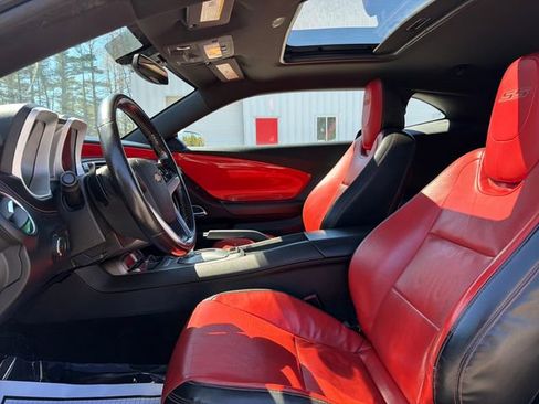 Used 2015 Chevrolet Camaro SS w/ RS Package RWD image 10