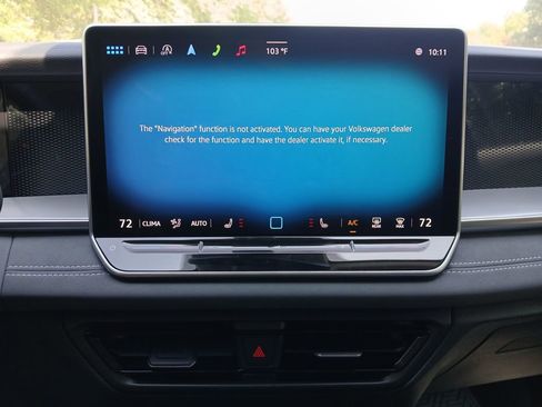 New 2025 Volkswagen Tiguan SE image 18