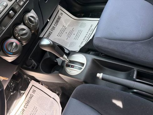 Used 2008 Honda Fit Sport image 20