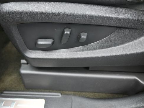 Used 2017 GMC Yukon Denali w/ Open Road Package image 31