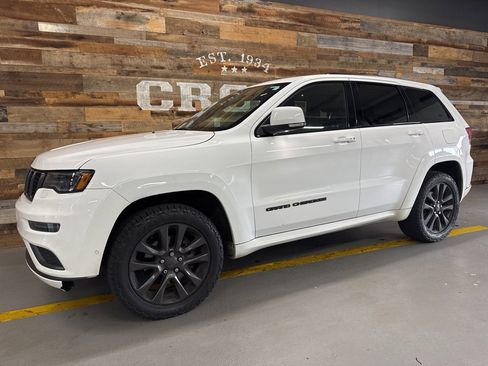 Used 2019 Jeep Grand Cherokee High Altitude image 2