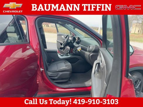 Used 2024 Chevrolet Blazer LT w/ Convenience Package image 12