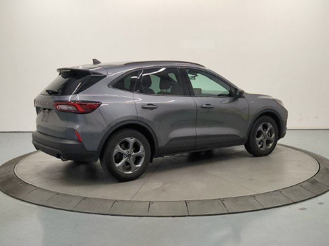 Used 2025 Ford Escape ST-Line FWD image 8