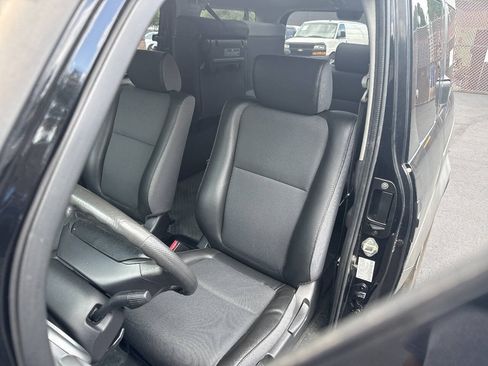 Used 2004 Honda Element LX image 23