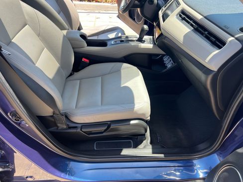 Used 2017 Honda HR-V EX-L image 32