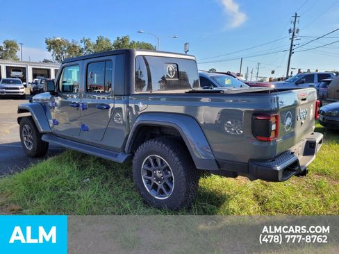 Used 2020 Jeep Gladiator Overland image 9
