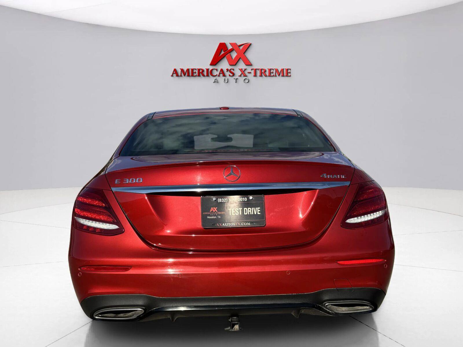 Used 2018 Mercedes-Benz E 300 4MATIC image 5