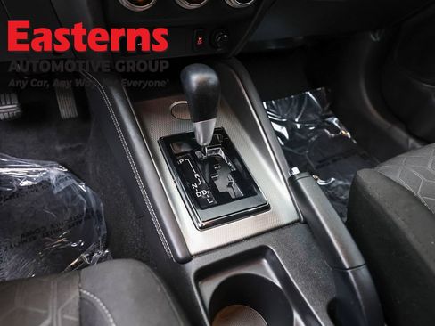 Used 2021 Mitsubishi Outlander Sport ES FWD image 13