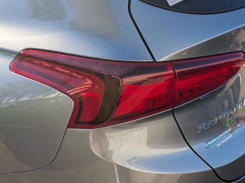 Used 2019 Hyundai Santa Fe Limited image 19