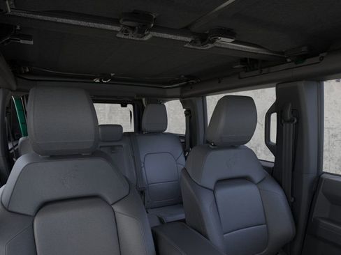 New 2025 Ford Bronco Badlands w/ Sasquatch Package image 12