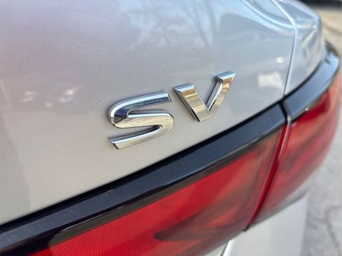 Used 2020 Nissan Sentra SV image 14