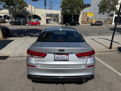 Used 2020 Kia Optima LX FWD image 11