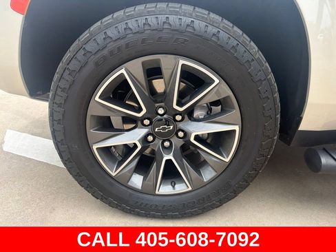 Used 2023 Chevrolet Tahoe Z71 w/ Z71 Off-Road Package AWD/4WD image 9
