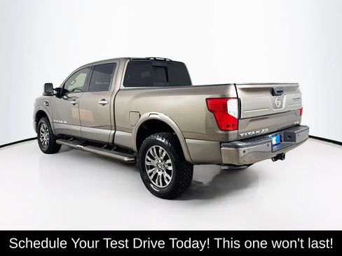Used 2018 Nissan Titan Platinum Reserve w/ Platinum Utility Package AWD/4WD image 5