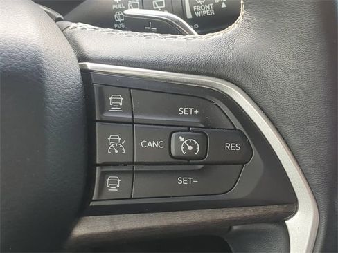 Used 2021 Jeep Grand Cherokee L Limited w/ Trailer Tow Group (B) image 34