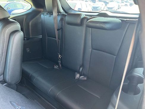 Used 2021 Toyota Highlander XSE image 16