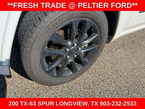 Used 2022 Jeep Grand Cherokee Laredo X RWD image 4