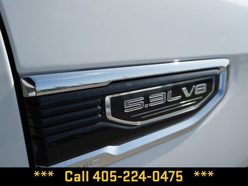 Used 2025 GMC Sierra 1500 SLT AWD/4WD image 9