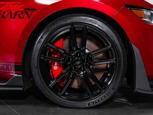 Used 2021 Ford Mustang Shelby GT500 w/ Technology Package RWD image 17
