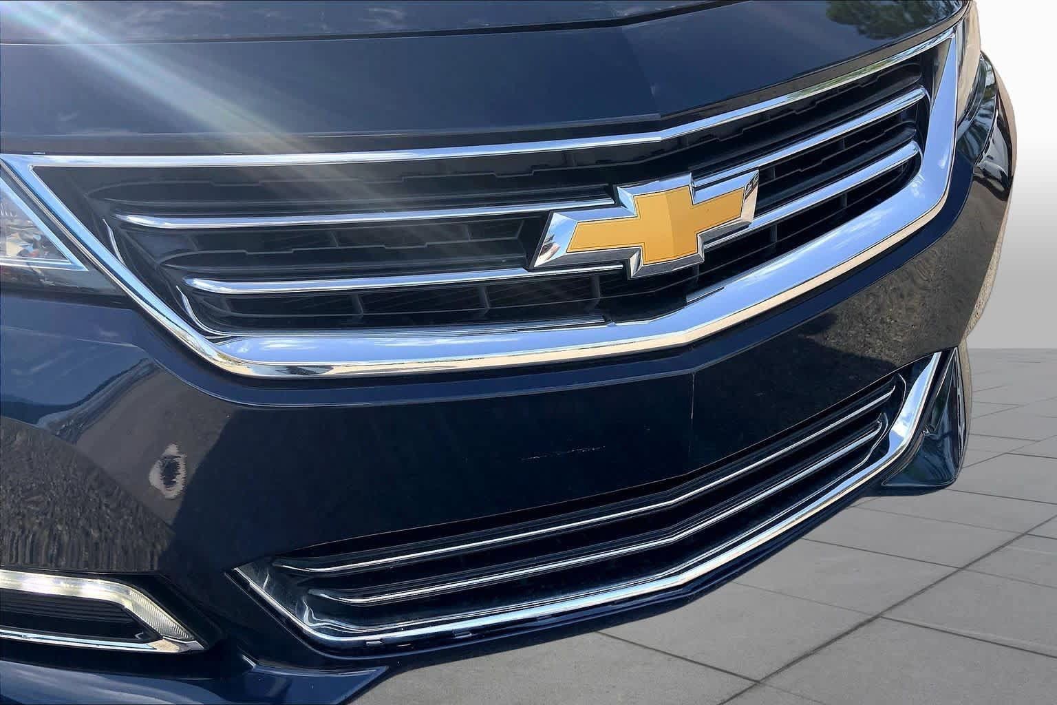 Used 2015 Chevrolet Impala LTZ FWD image 30