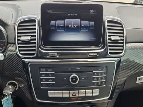 Used 2019 Mercedes-Benz GLE 43 AMG 4MATIC image 16