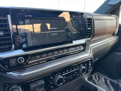 Used 2023 Chevrolet Silverado 1500 High Country w/ High Country Premium Package image 19