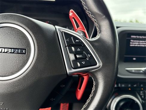 Used 2022 Chevrolet Camaro LT w/ RS Package image 40